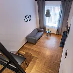 Kolumny 217 Parking Bezplatny * Lodz