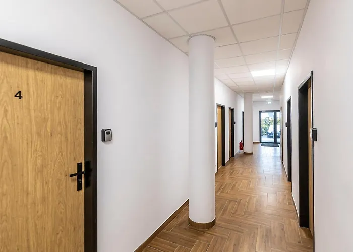 Kolumny 217 Parking Bezplatny *